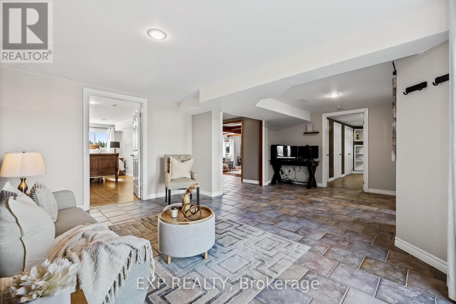 1061 County 28 Road, Otonabee-South Monaghan, Ontario  K0L 1V0 - Photo 31 - X12113176
