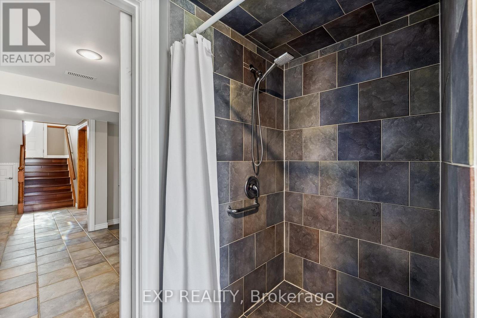 1061 County 28 Road, Otonabee-South Monaghan, Ontario  K0L 1V0 - Photo 36 - X12113176