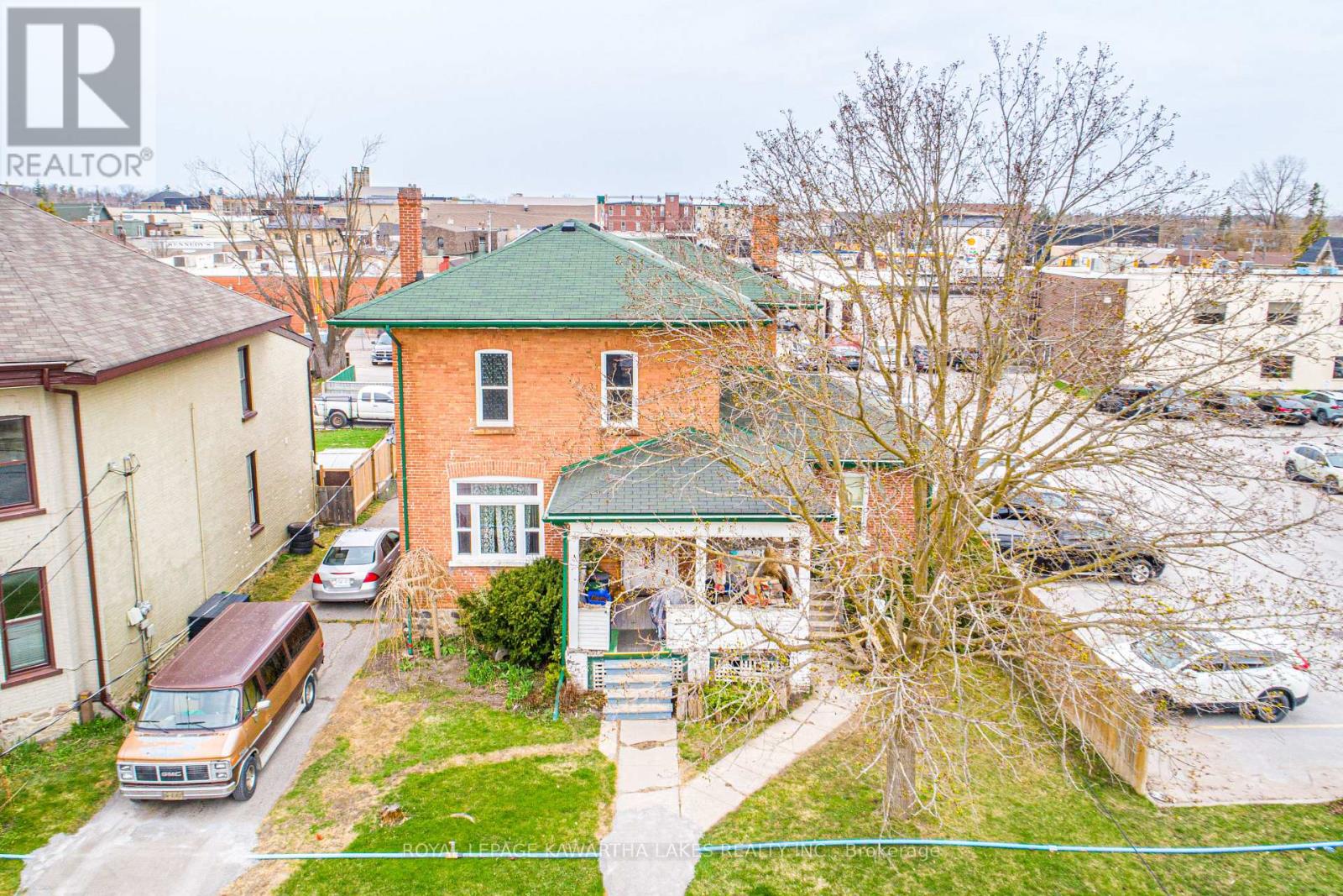 6 Glenelg Street W, Kawartha Lakes (Lindsay), Ontario  K9V 2T8 - Photo 6 - X12113272