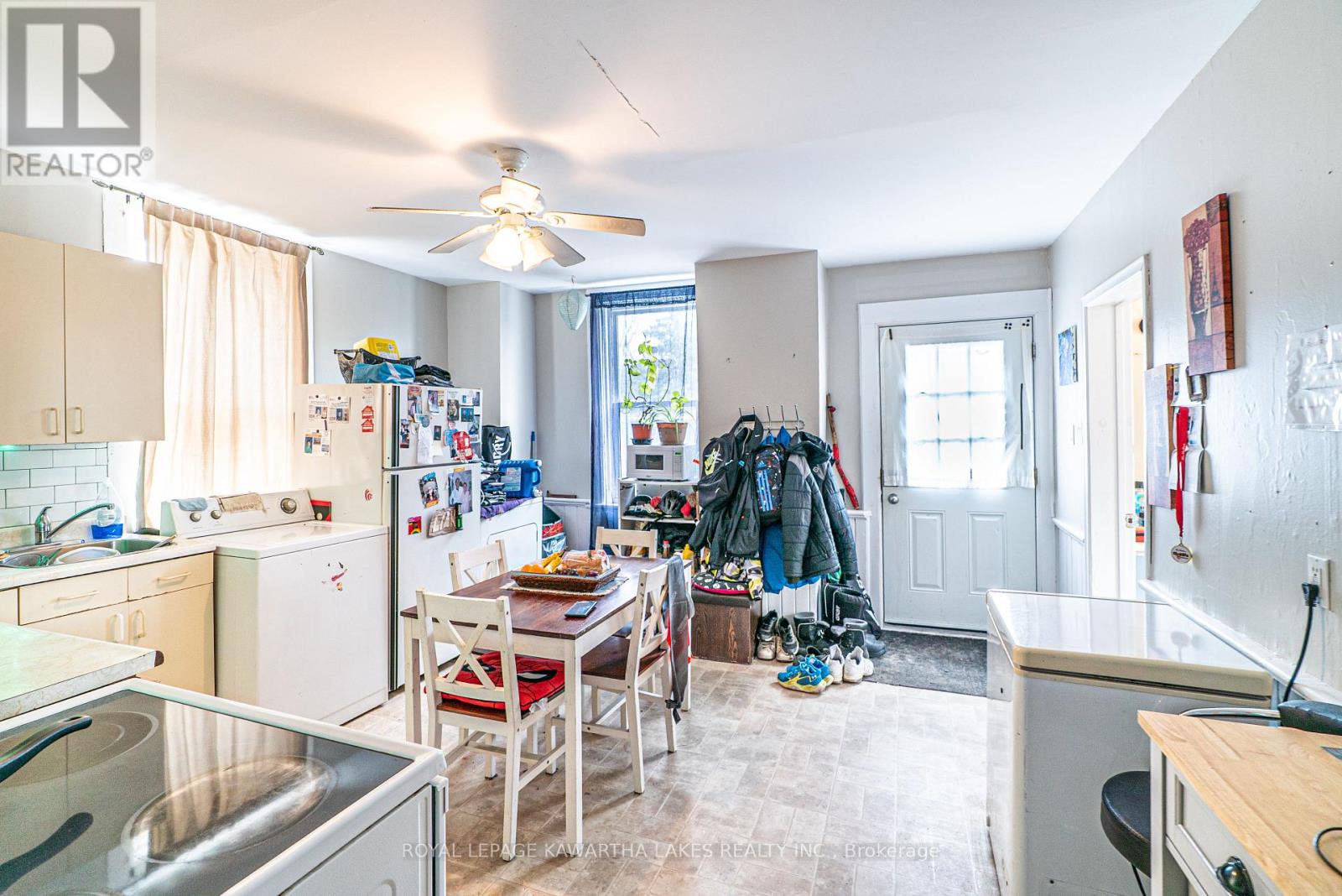 86 Lindsay Street S, Kawartha Lakes (Lindsay), Ontario  K9V 2M3 - Photo 24 - X12113382