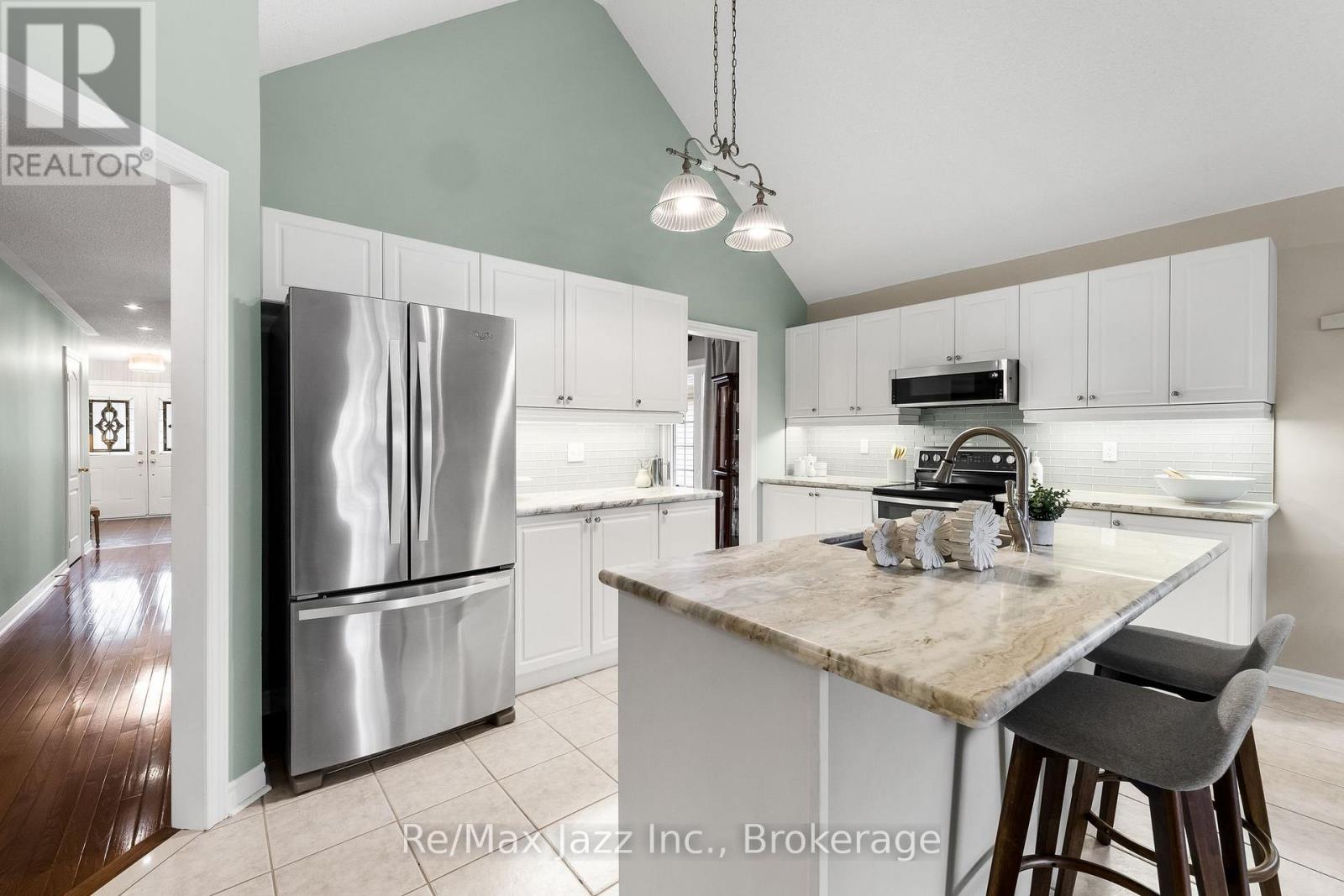 6 - 350 Lakebreeze Drive, Clarington (Newcastle), Ontario  L1B 0A2 - Photo 13 - E12113811