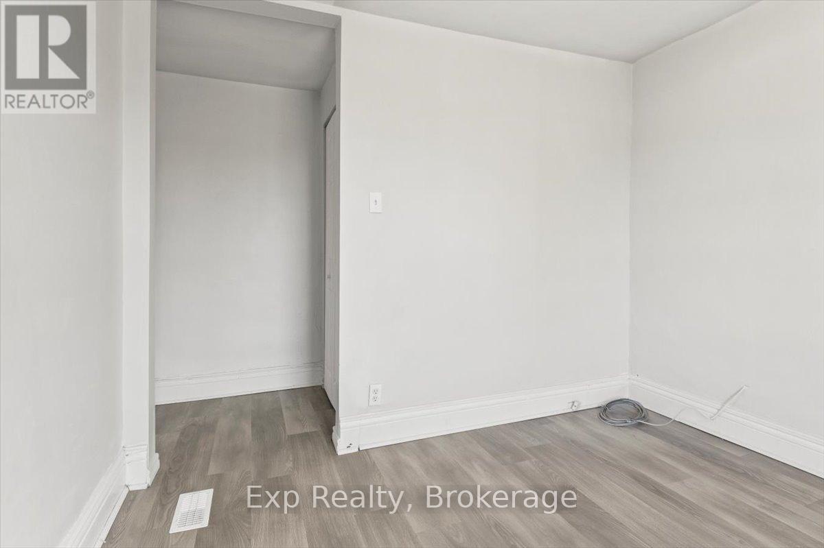 650 Armour Road, Peterborough East (Central), Ontario  K9H 1Z4 - Photo 24 - X12113718
