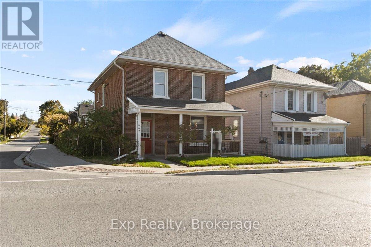 650 Armour Road, Peterborough East (Central), Ontario  K9H 1Z4 - Photo 3 - X12113718