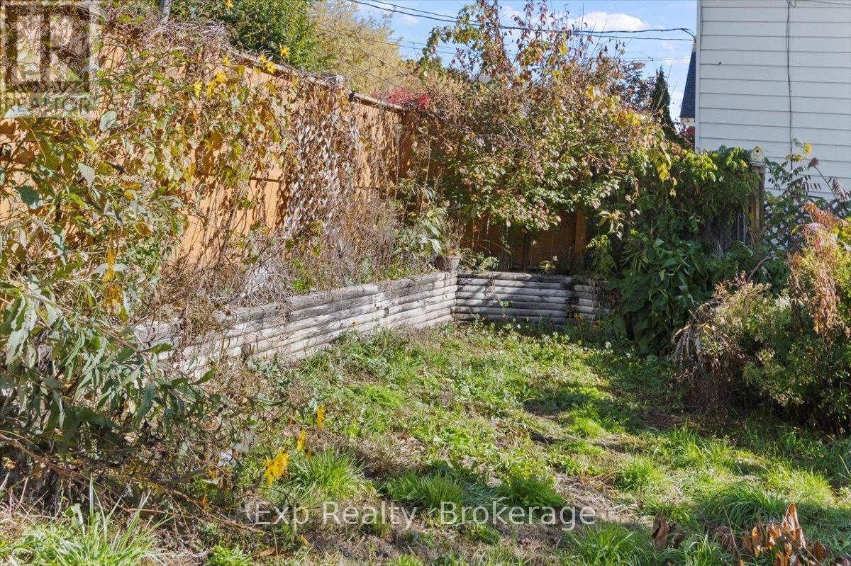 650 Armour Road, Peterborough East (Central), Ontario  K9H 1Z4 - Photo 35 - X12113718