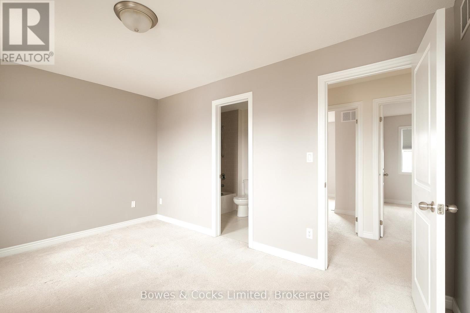 245 Rowberry Boulevard, Peterborough North (North), Ontario  K9H 0H9 - Photo 15 - X12113780