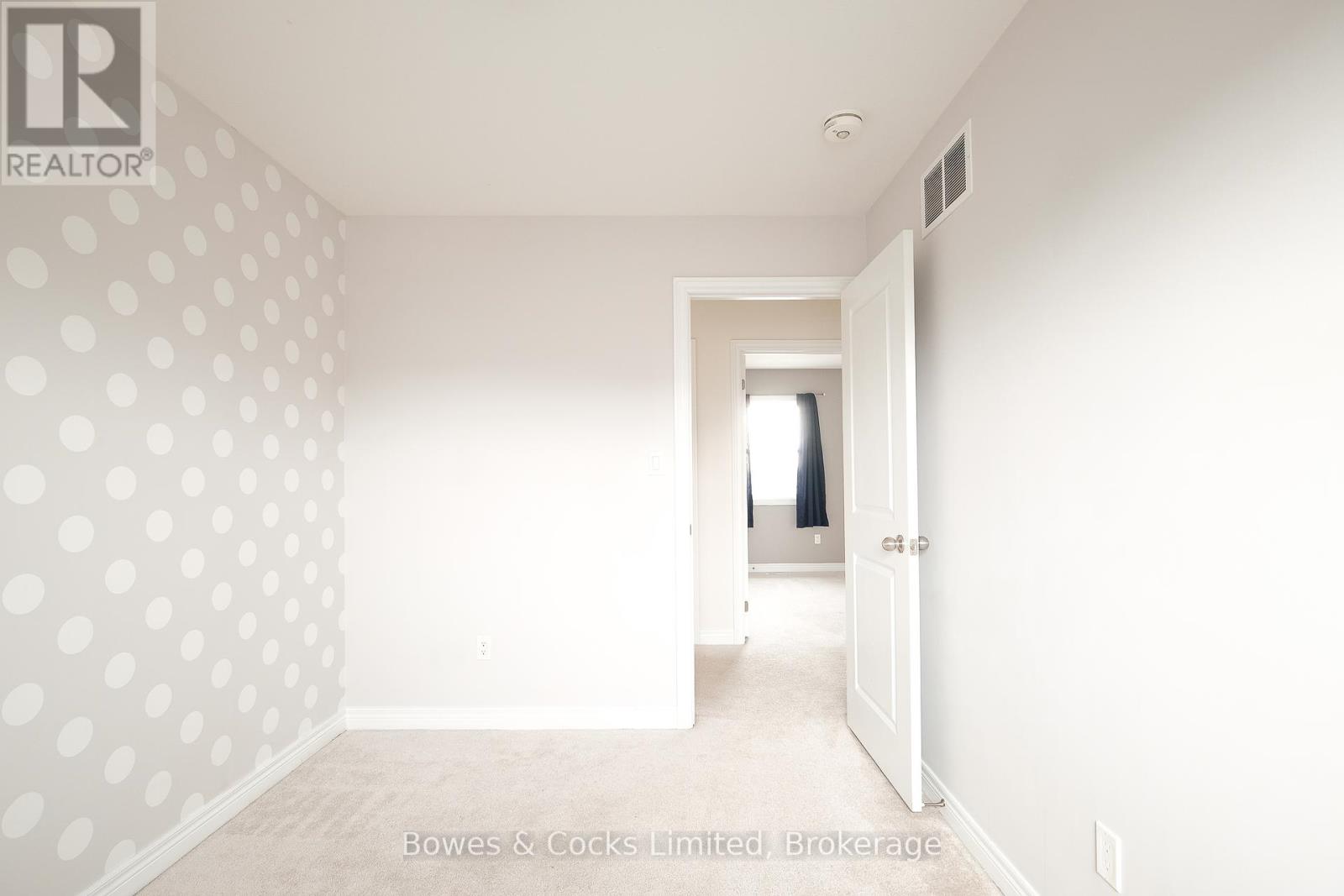 245 Rowberry Boulevard, Peterborough North (North), Ontario  K9H 0H9 - Photo 20 - X12113780
