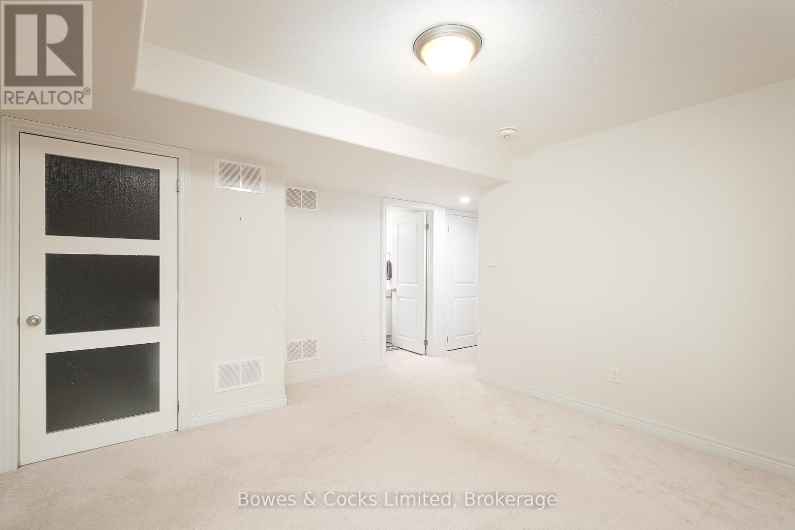 245 Rowberry Boulevard, Peterborough North (North), Ontario  K9H 0H9 - Photo 25 - X12113780