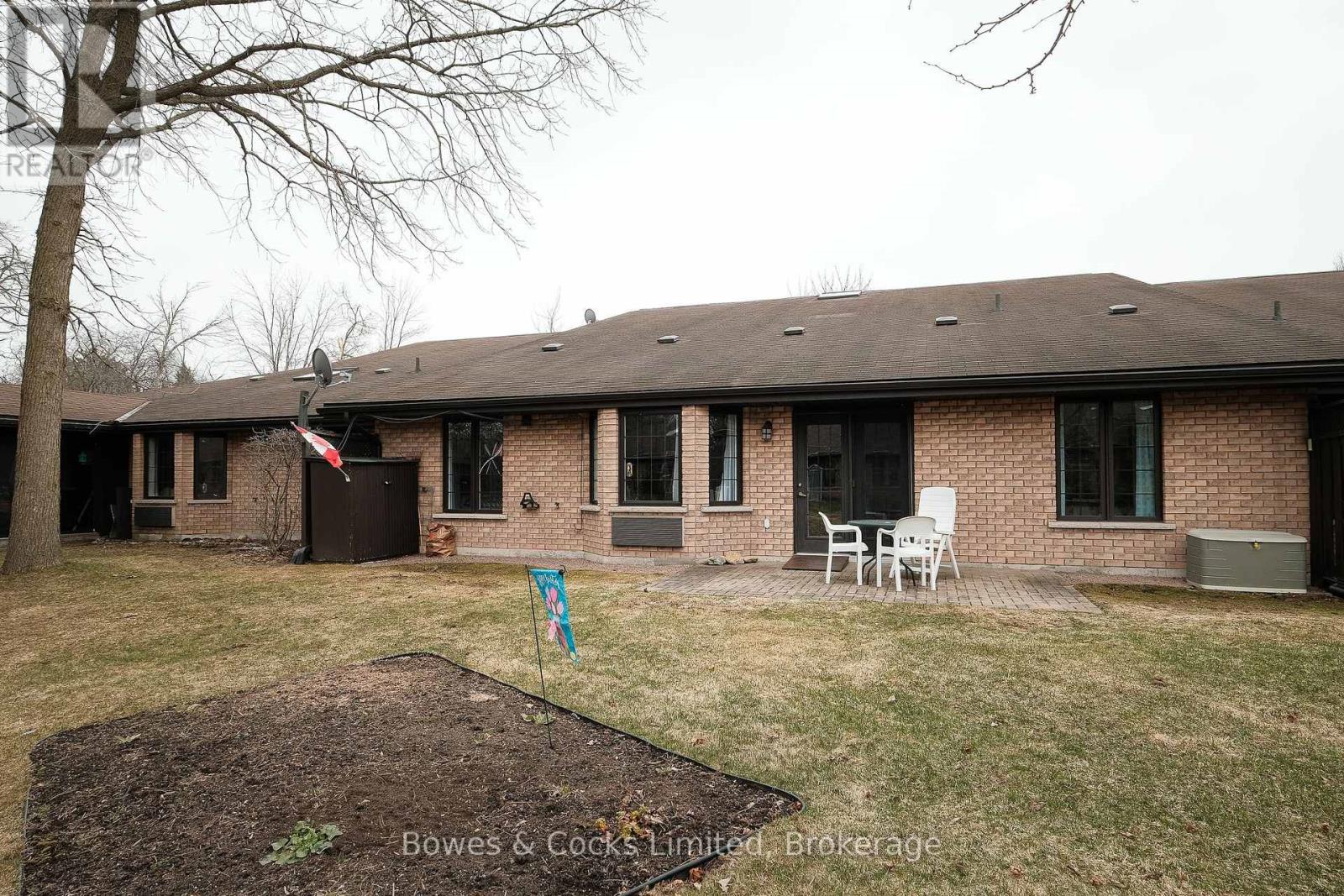 12 - 699 Whitaker Street, Peterborough East (North), Ontario  K9H 7K3 - Photo 21 - X12113786