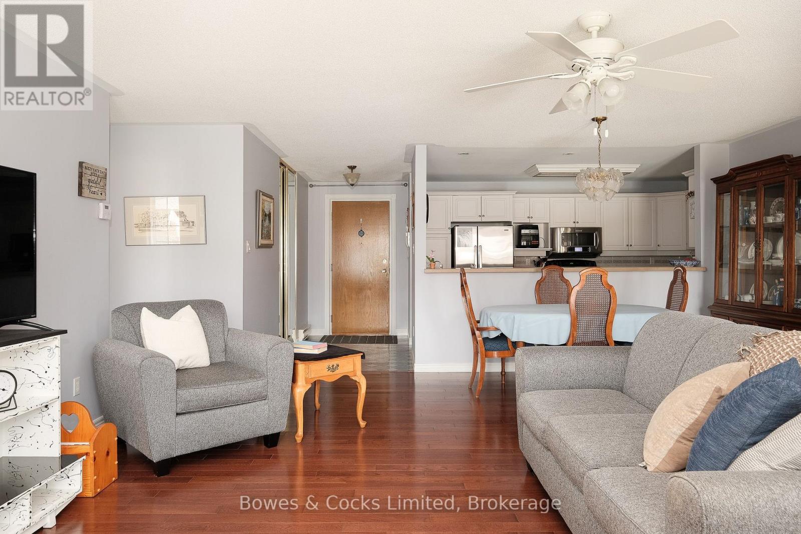 12 - 699 Whitaker Street, Peterborough East (North), Ontario  K9H 7K3 - Photo 3 - X12113786
