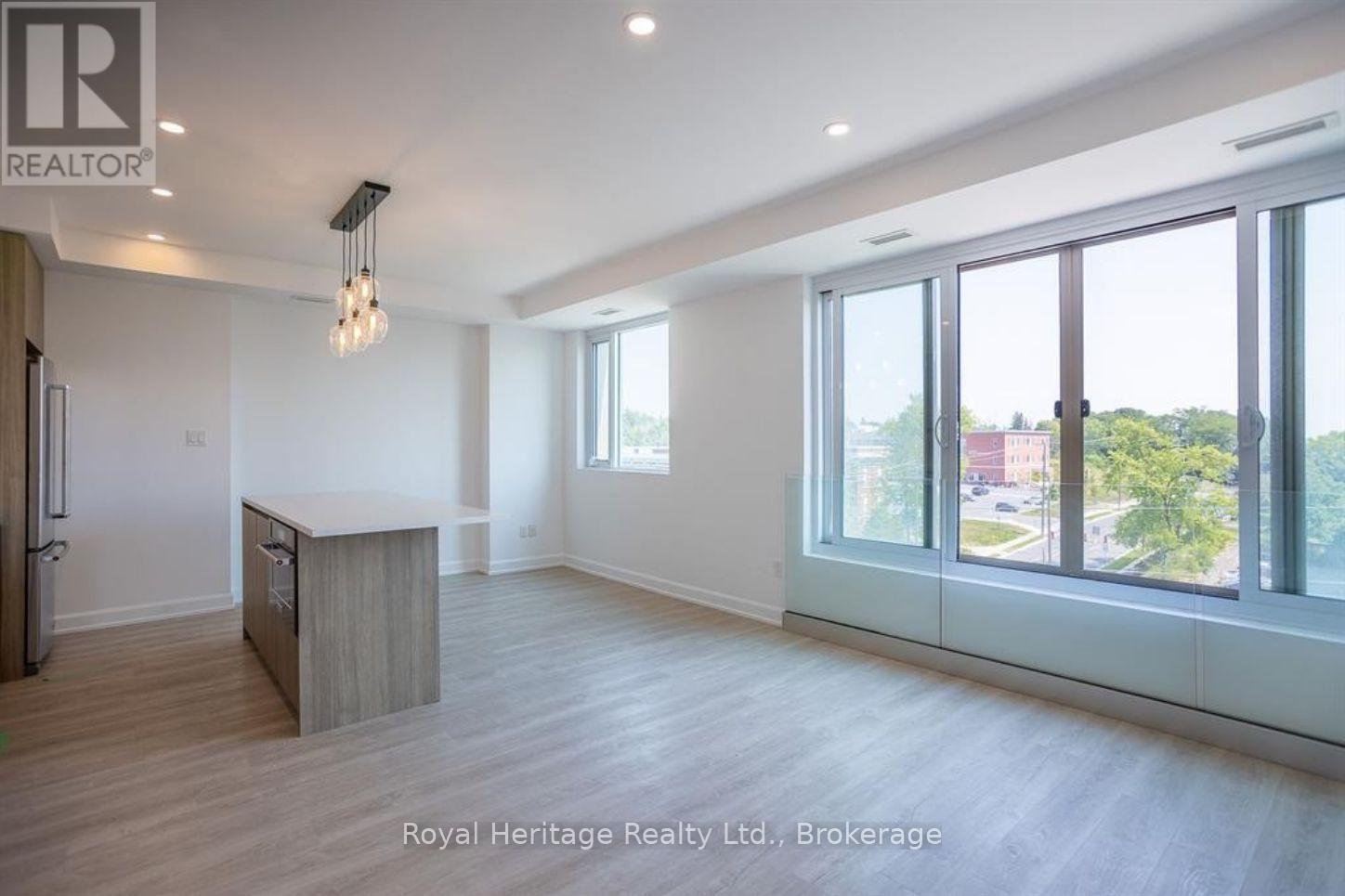 304 - 195 Hunter Street E, Peterborough East (Central), Ontario  K9H 1G9 - Photo 10 - X12114517