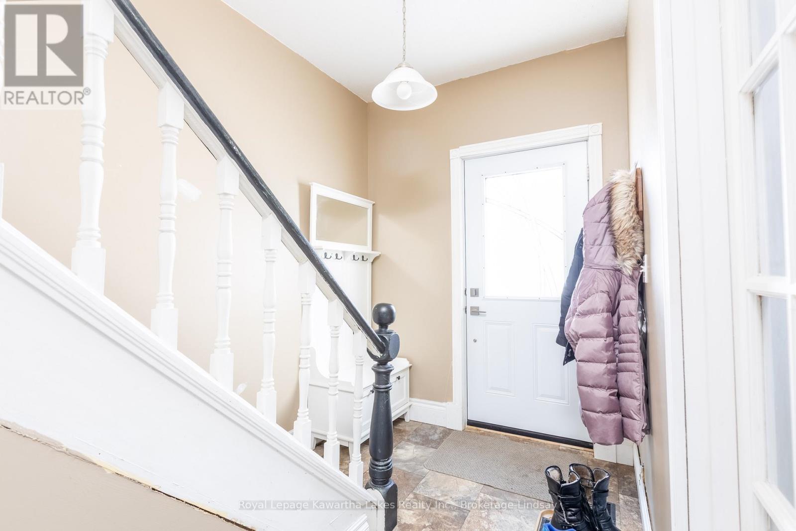 205 William Street N, Kawartha Lakes (Lindsay), Ontario  K9V 4B8 - Photo 16 - X12114546