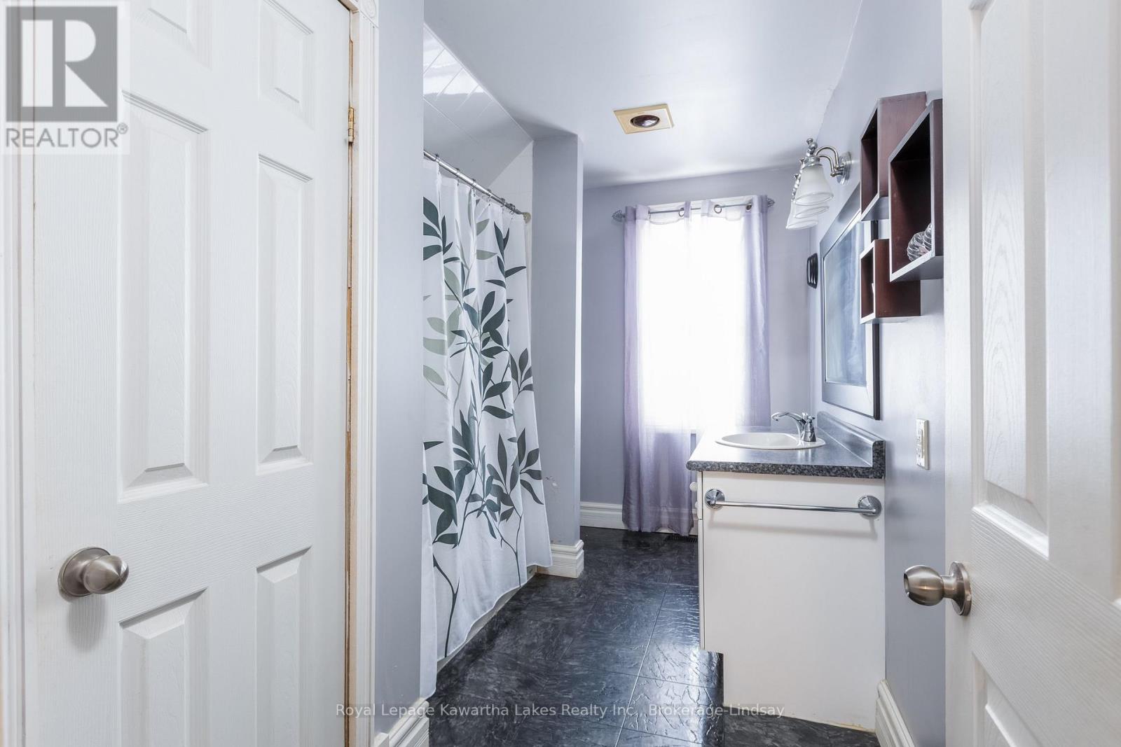 205 William Street N, Kawartha Lakes (Lindsay), Ontario  K9V 4B8 - Photo 21 - X12114546