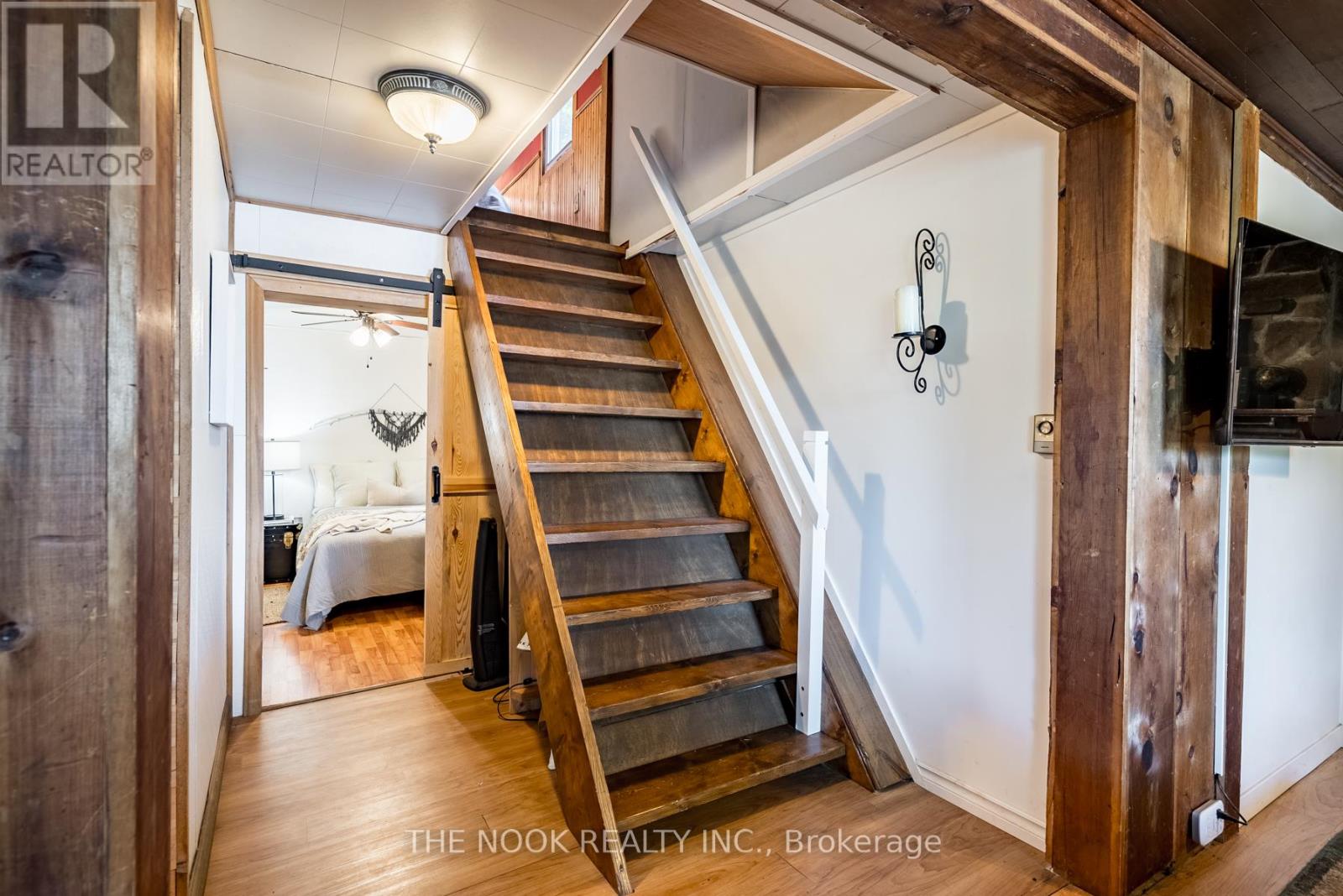 592 Fire Route 93a, Havelock-Belmont-Methuen, Ontario  K0L 2H0 - Photo 10 - X12114819