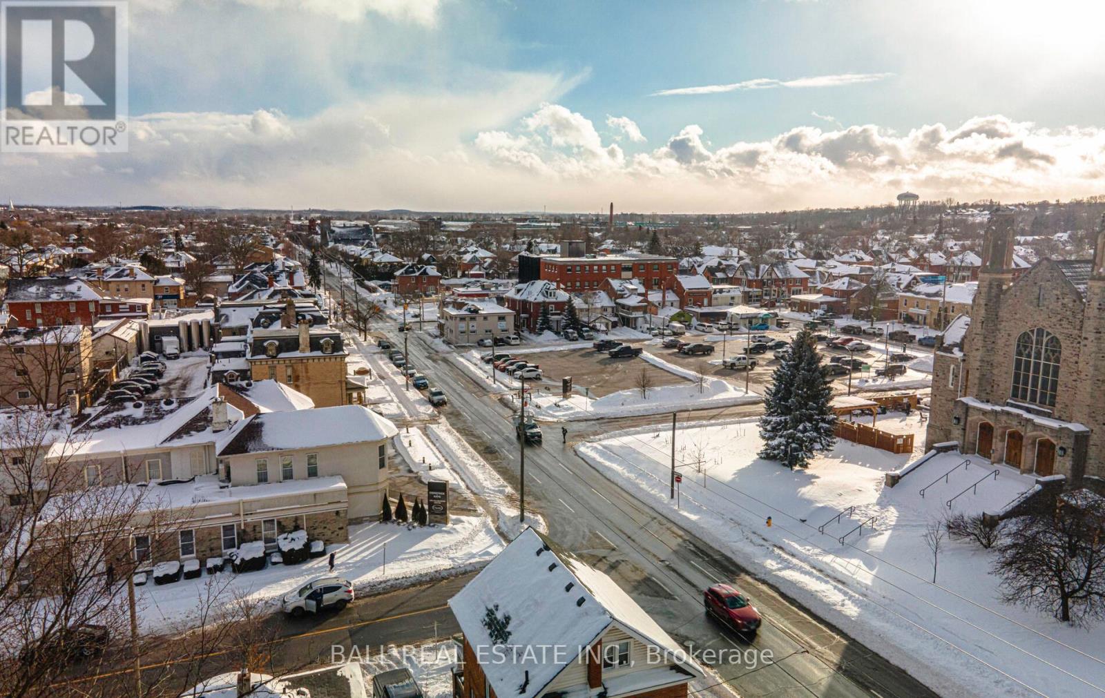 306 Simcoe Street, Peterborough (Downtown), Ontario  K9H 2J2 - Photo 20 - X12114923