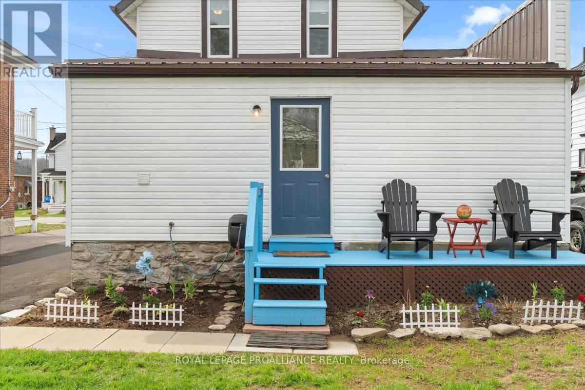 108 Inkerman Street, Trent Hills (Campbellford), Ontario  K0L 1L0 - Photo 35 - X12115019
