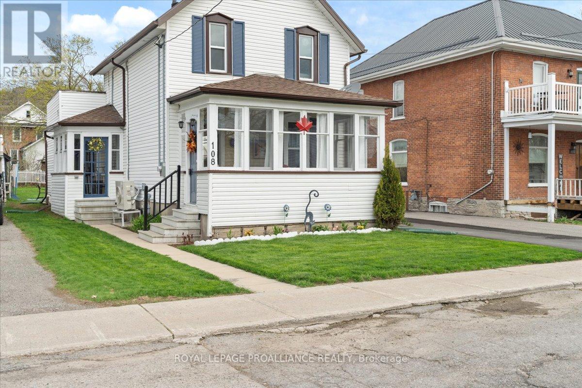 108 Inkerman Street, Trent Hills (Campbellford), Ontario  K0L 1L0 - Photo 4 - X12115019
