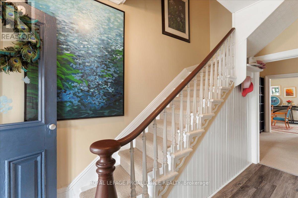 108 Inkerman Street, Trent Hills (Campbellford), Ontario  K0L 1L0 - Photo 8 - X12115019