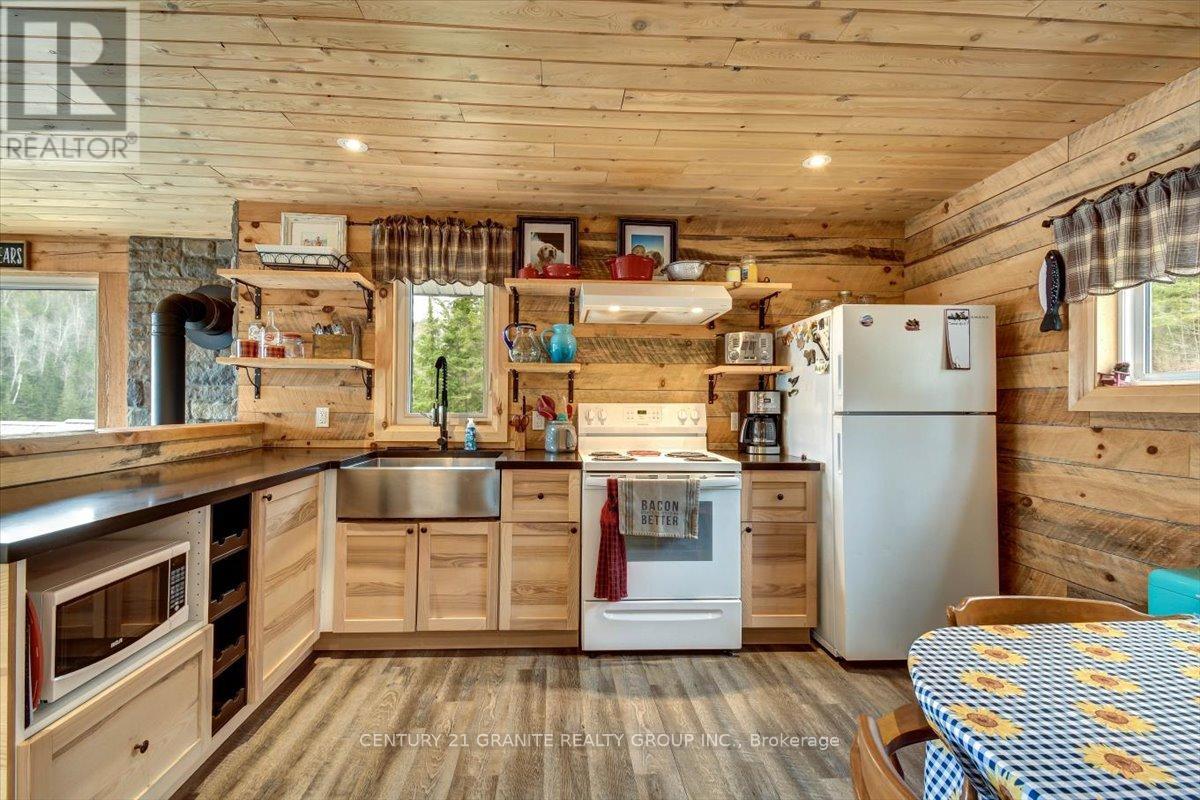 539b Dog Bay Road, Hastings Highlands (Herschel Ward), Ontario  K0L 2S0 - Photo 26 - X12115055