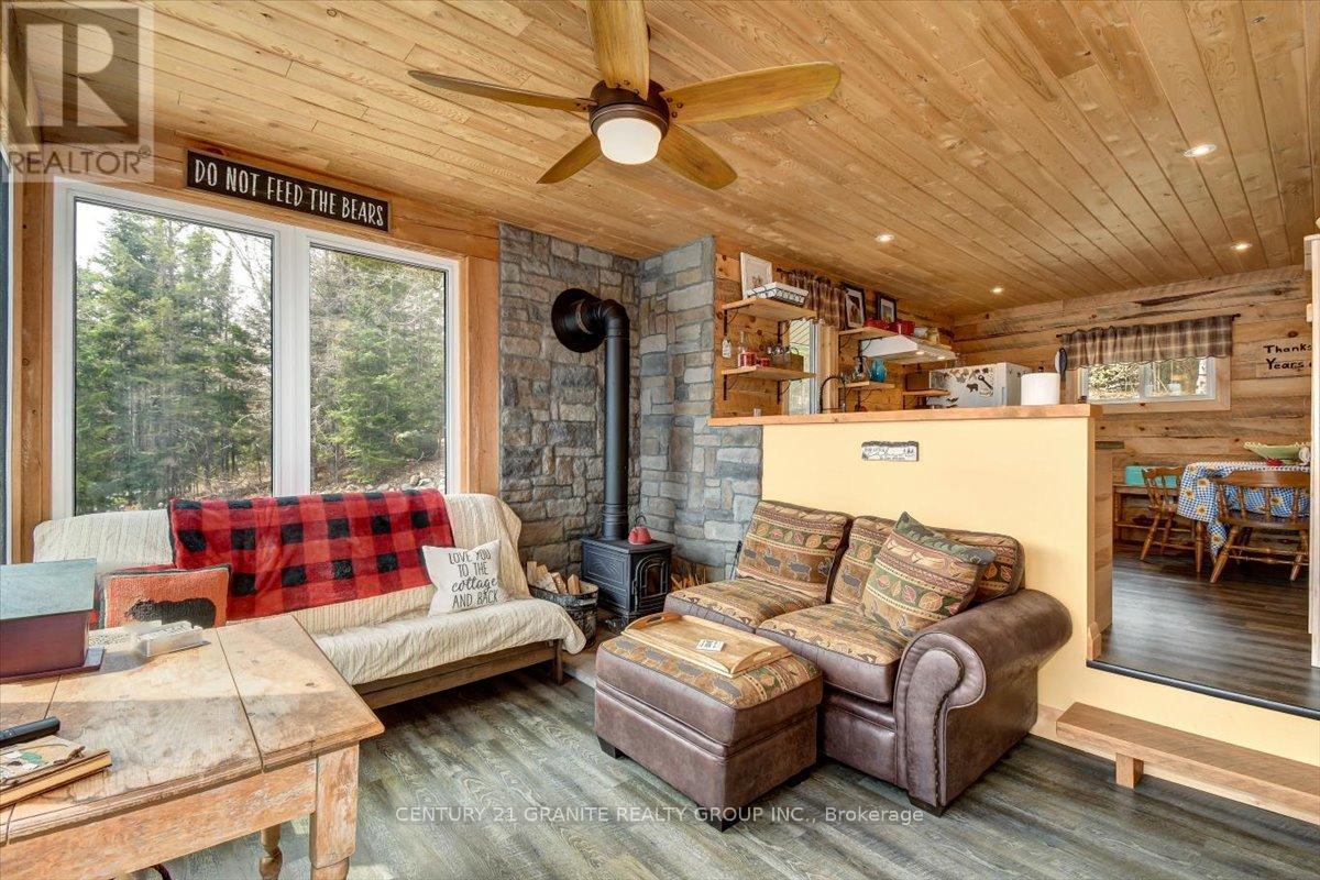 539b Dog Bay Road, Hastings Highlands (Herschel Ward), Ontario  K0L 2S0 - Photo 31 - X12115055