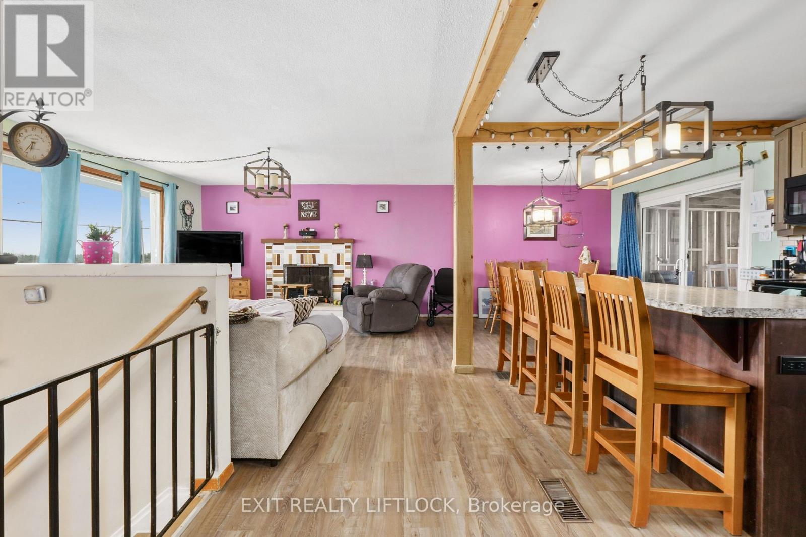 1688 Tara Road, Selwyn, Ontario  K9J 6X2 - Photo 19 - X12115065