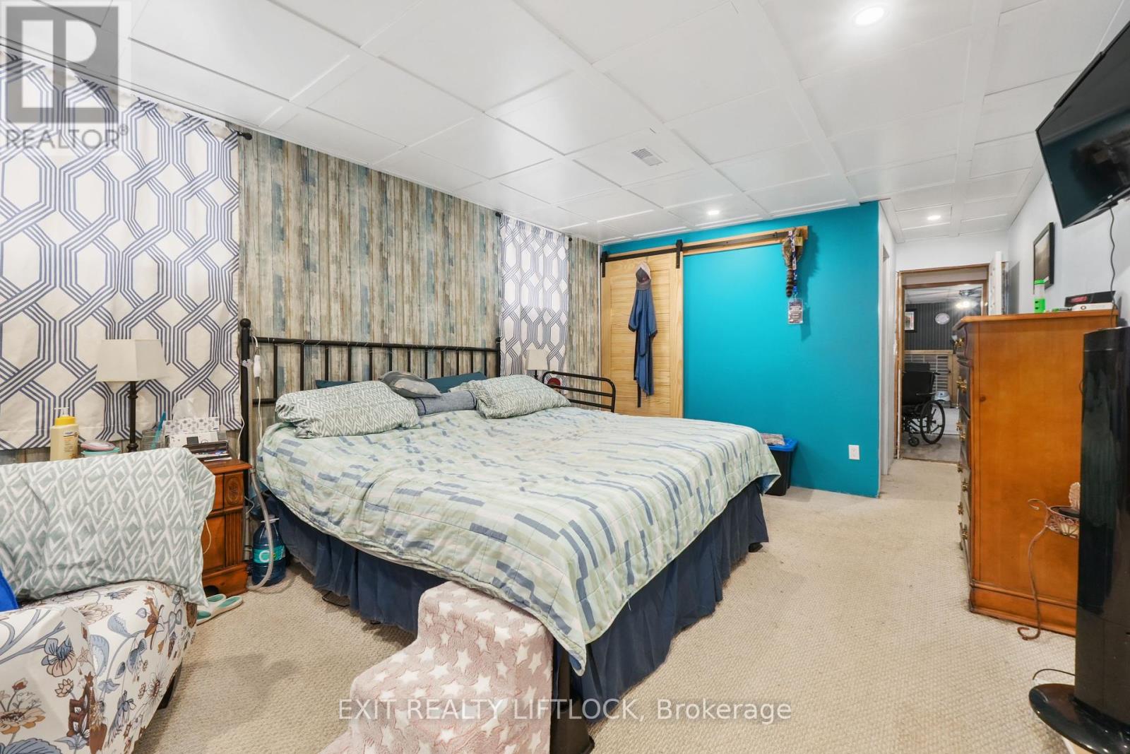 1688 Tara Road, Selwyn, Ontario  K9J 6X2 - Photo 21 - X12115065
