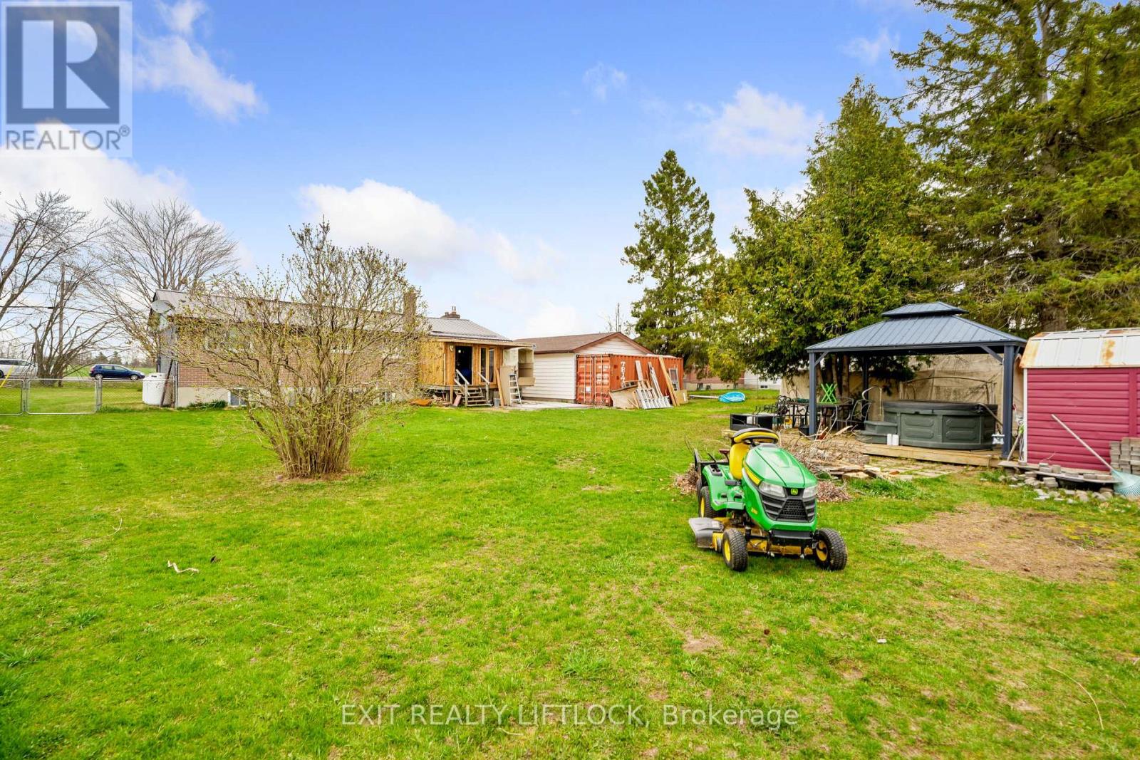 1688 Tara Road, Selwyn, Ontario  K9J 6X2 - Photo 38 - X12115065
