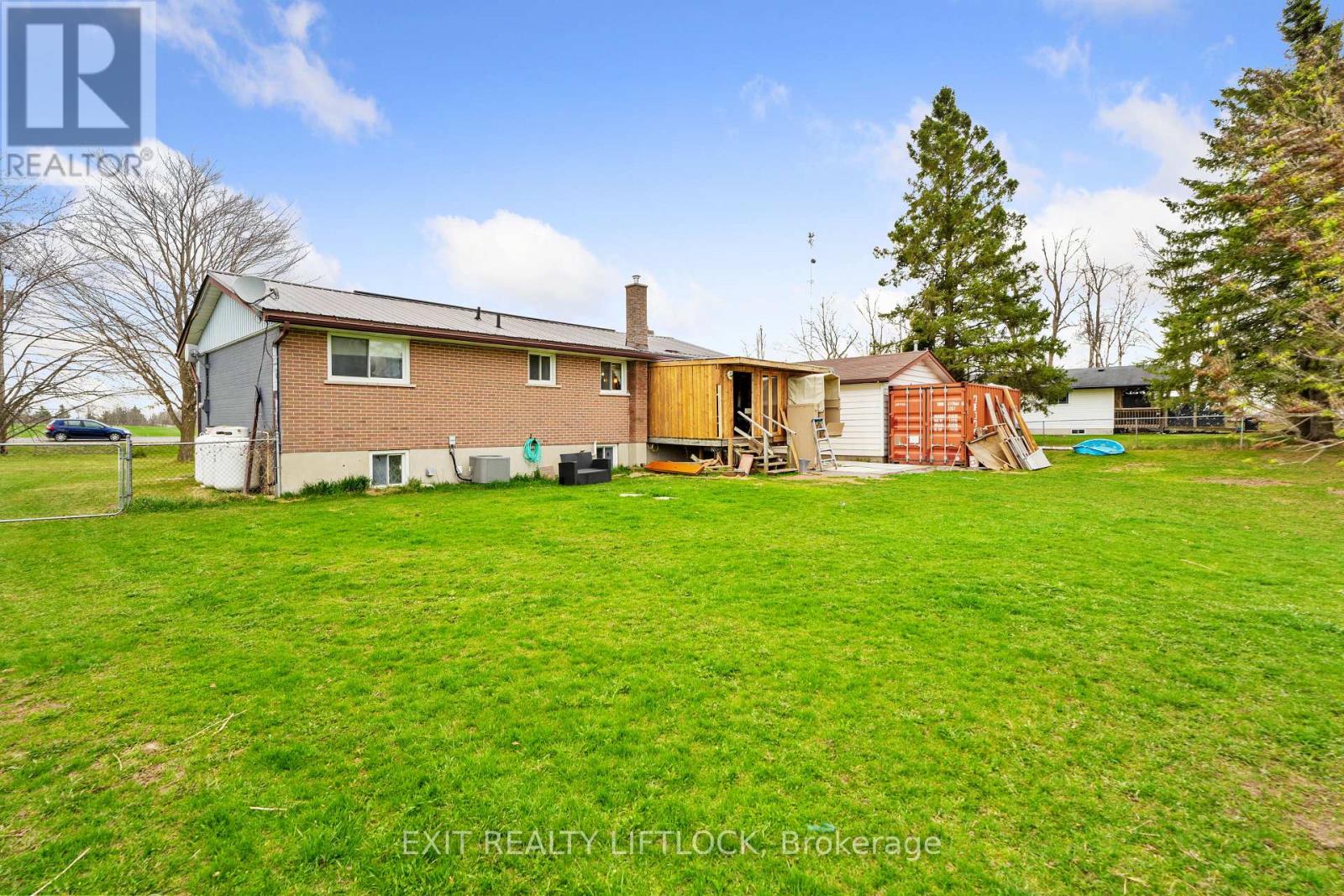 1688 Tara Road, Selwyn, Ontario  K9J 6X2 - Photo 39 - X12115065