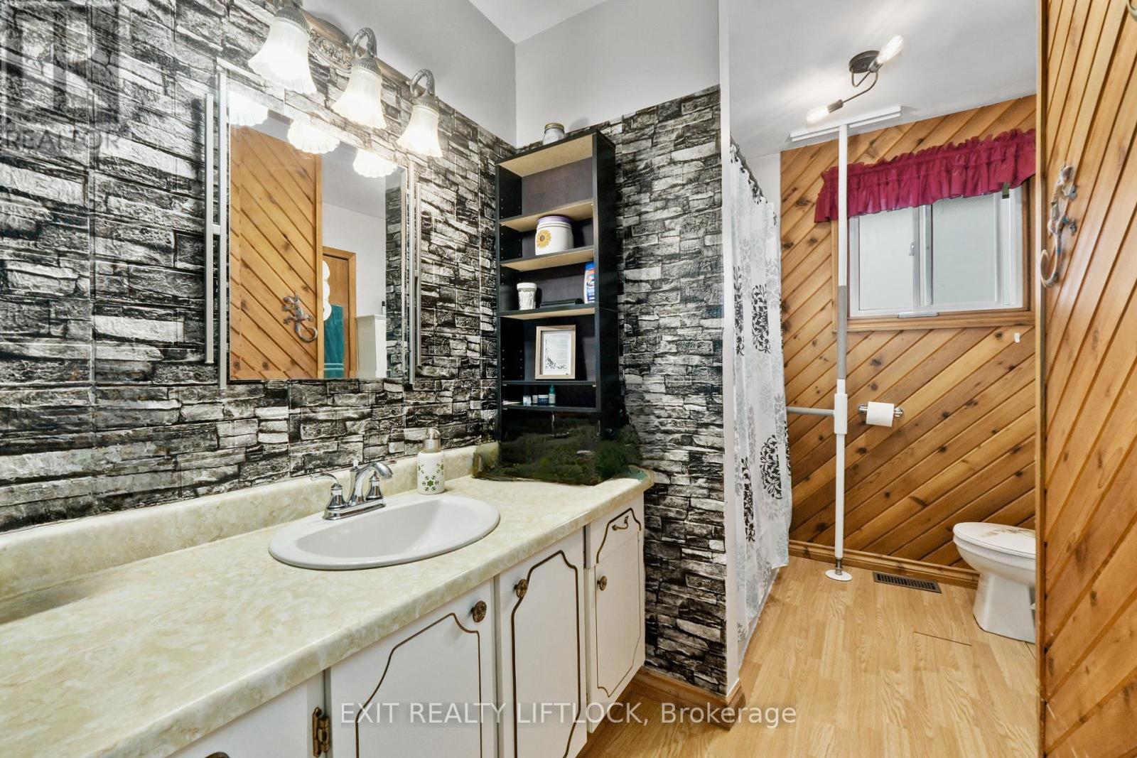1688 Tara Road, Selwyn, Ontario  K9J 6X2 - Photo 43 - X12115065
