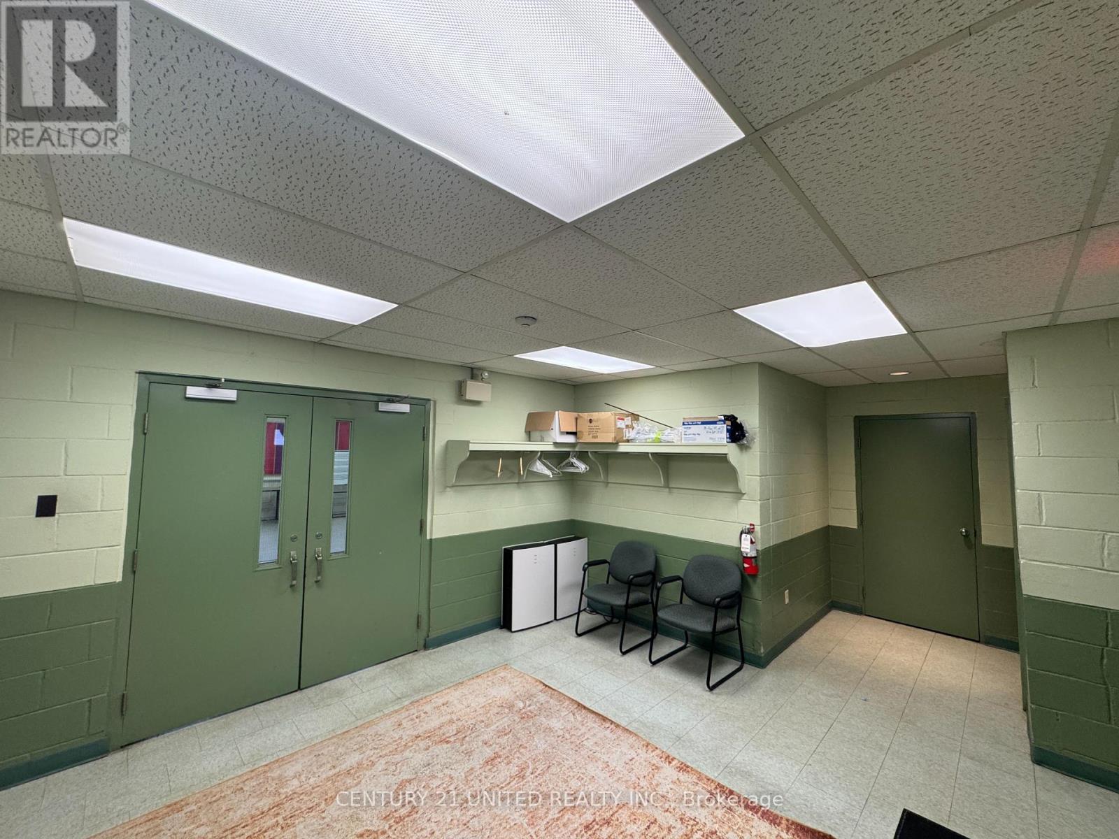 Lower - 235 Rubidge Street, Peterborough Central (South), Ontario  K9J 3N9 - Photo 3 - X12115072