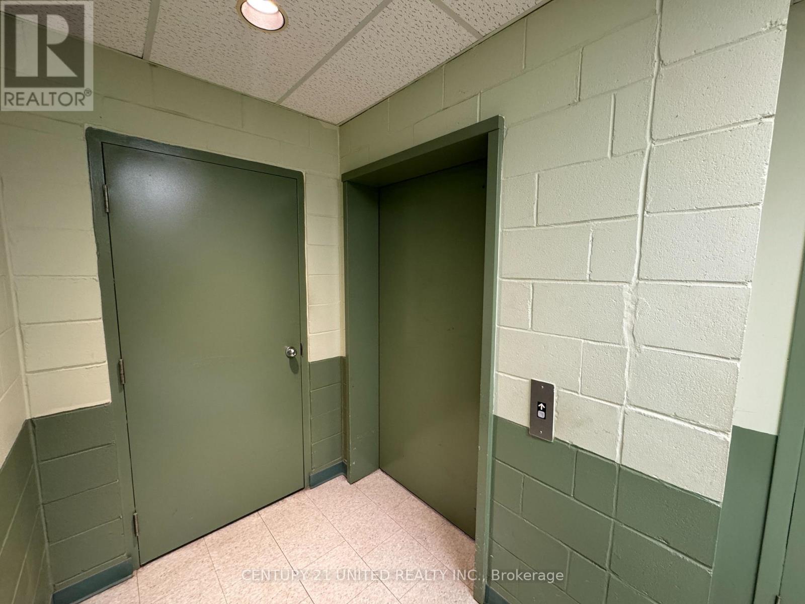 Lower - 235 Rubidge Street, Peterborough Central (South), Ontario  K9J 3N9 - Photo 6 - X12115072