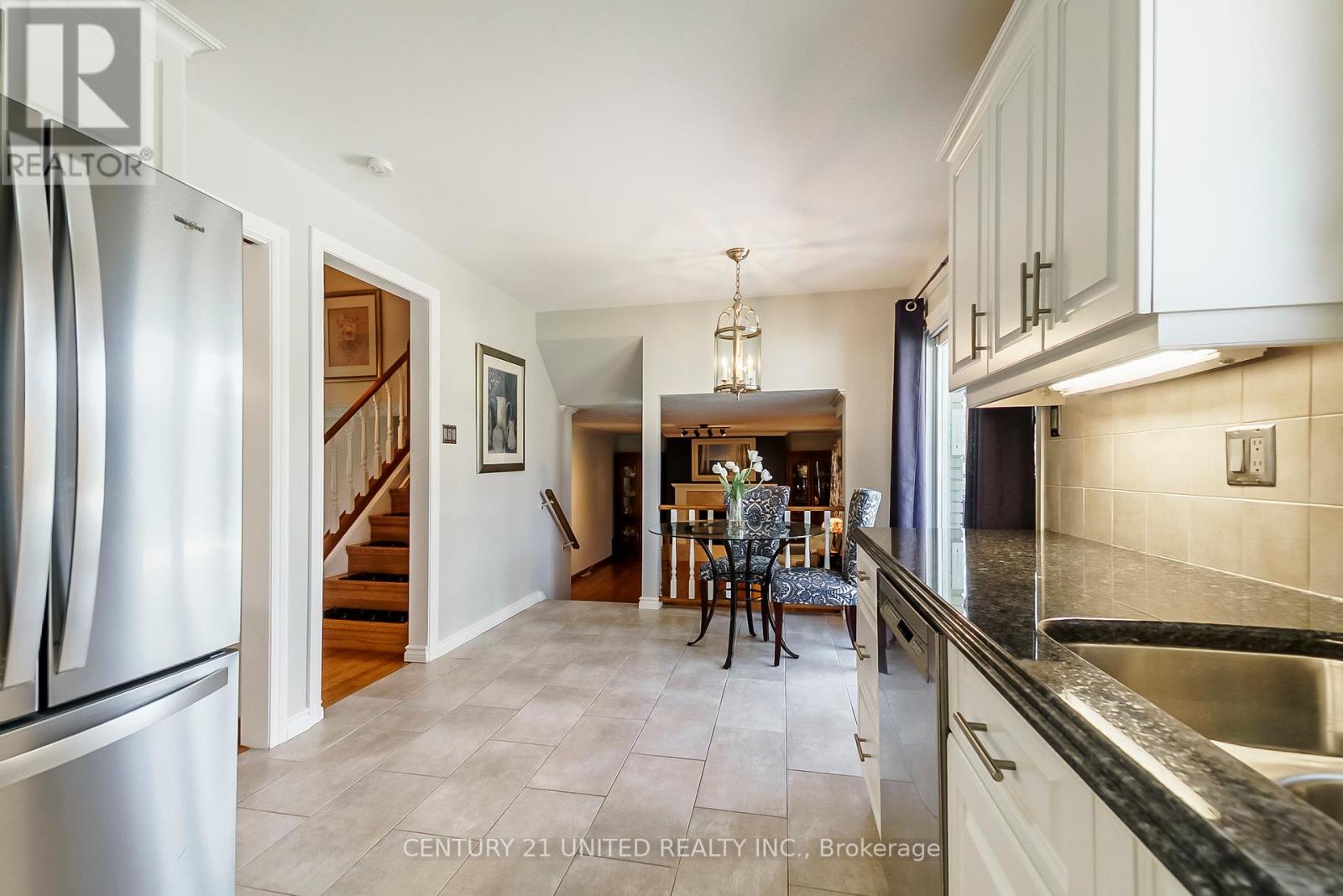 1375 Heather Lane, Peterborough West (North), Ontario  K9J 7N1 - Photo 11 - X12115175