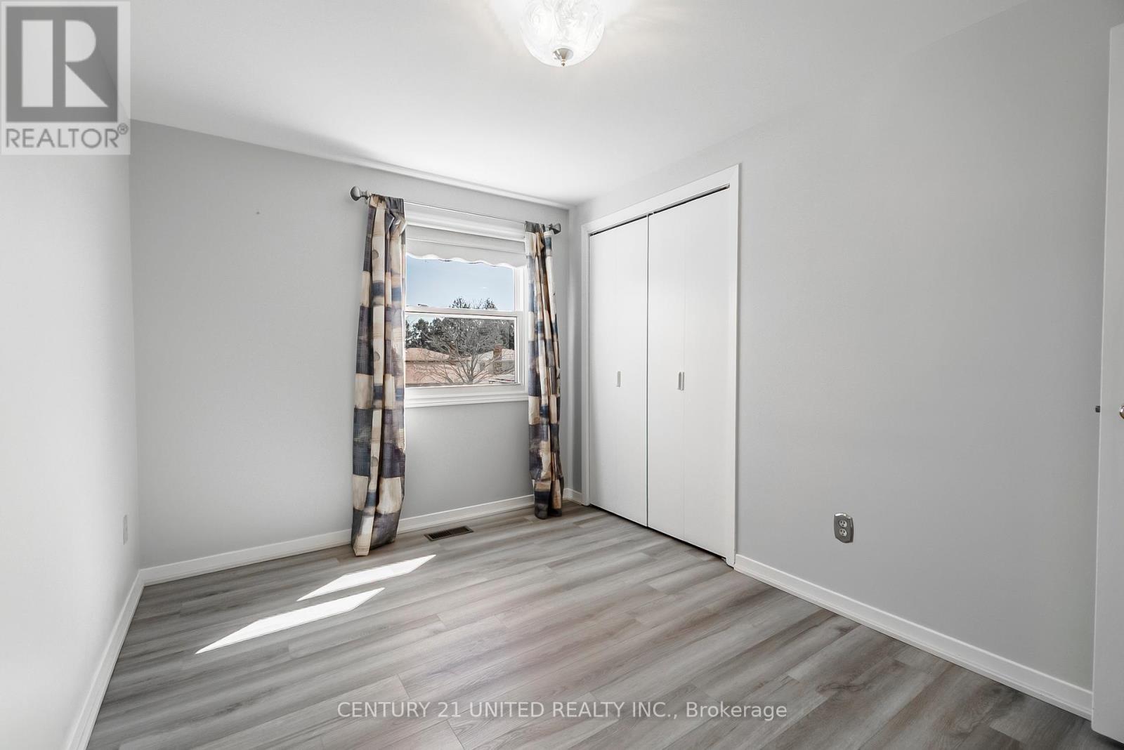 1375 Heather Lane, Peterborough West (North), Ontario  K9J 7N1 - Photo 22 - X12115175