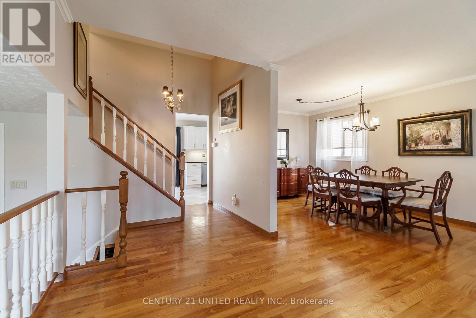 1375 Heather Lane, Peterborough West (North), Ontario  K9J 7N1 - Photo 4 - X12115175