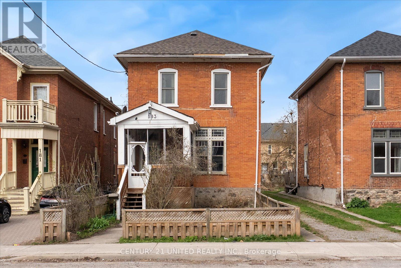 183 Stewart Street, Peterborough Central (South), Ontario  K9J 3M4 - Photo 2 - X12115262