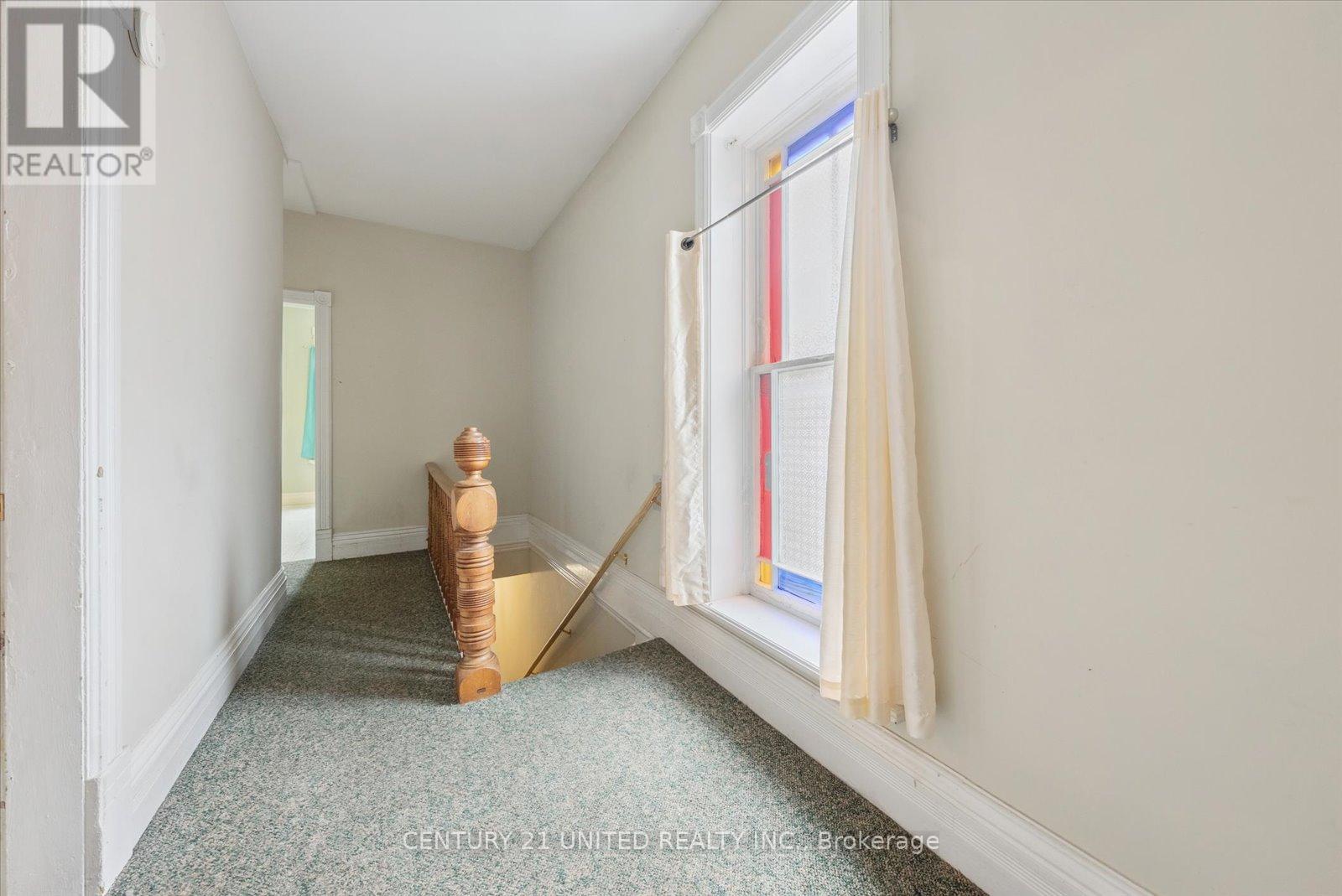 183 Stewart Street, Peterborough Central (South), Ontario  K9J 3M4 - Photo 22 - X12115262