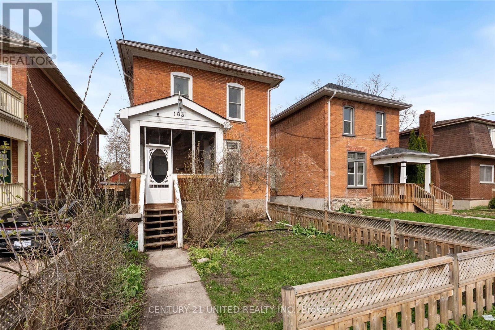 183 Stewart Street, Peterborough Central (South), Ontario  K9J 3M4 - Photo 3 - X12115262
