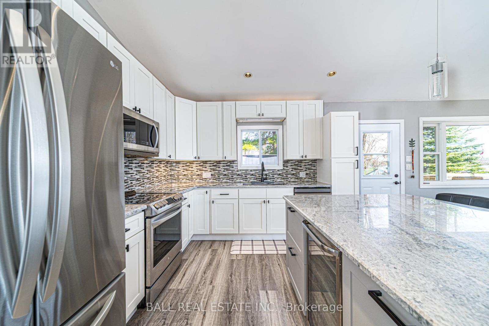 1851 Young's Point Road, Selwyn, Ontario  K0L 2H0 - Photo 17 - X12115291