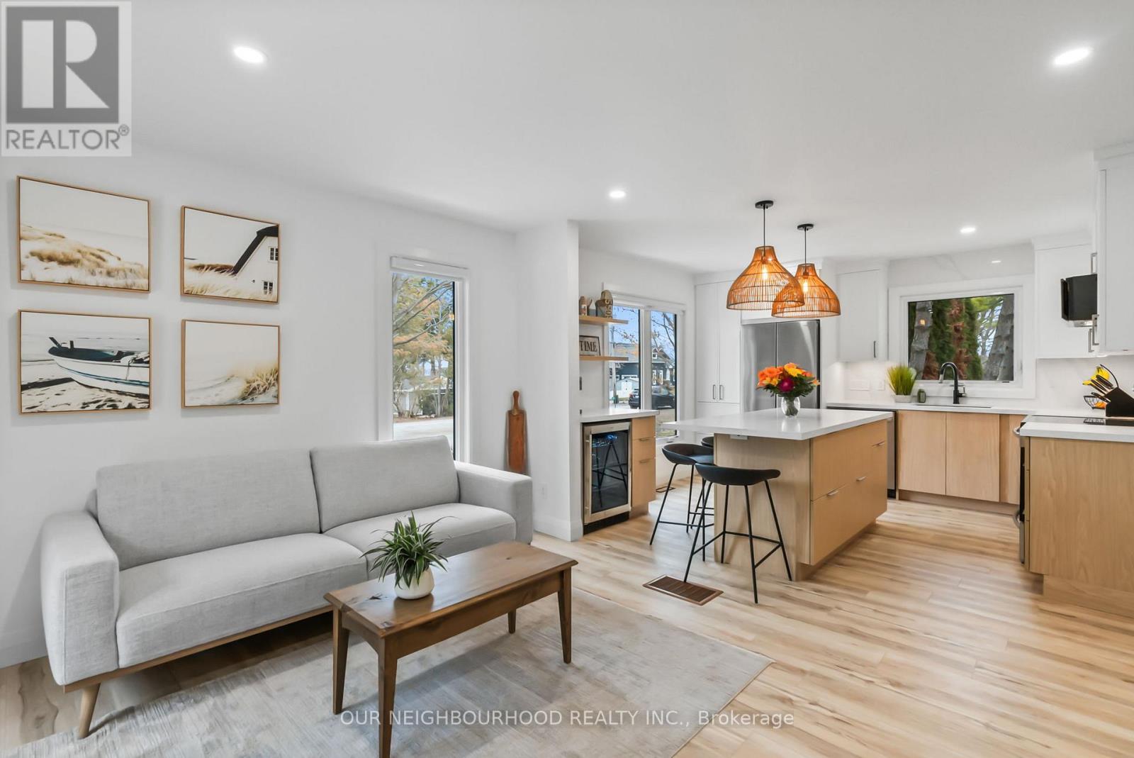 194 Snug Harbour Road, Kawartha Lakes (Lindsay), Ontario  K9V 4R6 - Photo 8 - X12115469