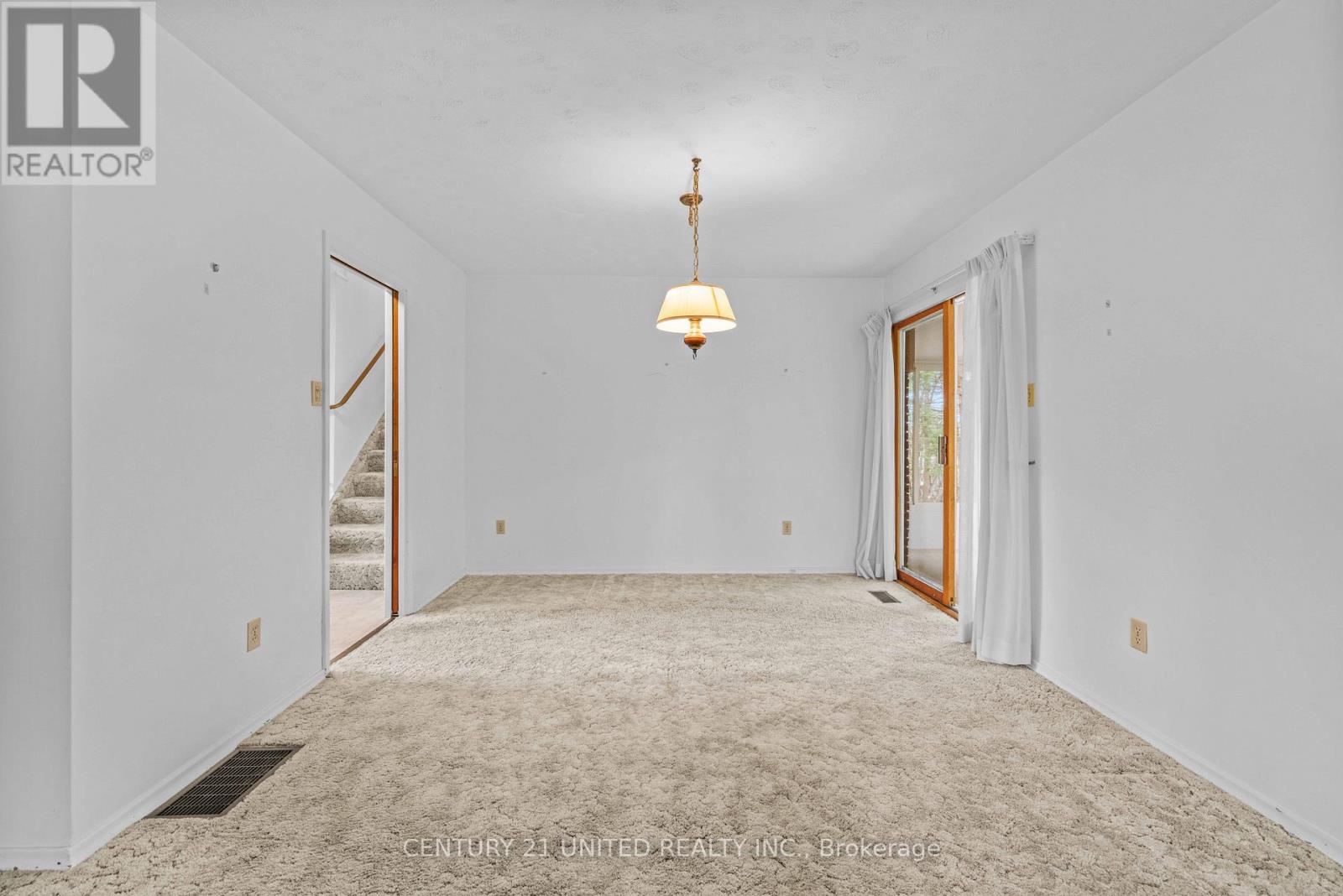 1219 Bridle Drive, Peterborough West (North), Ontario  K9J 7J7 - Photo 10 - X12115507