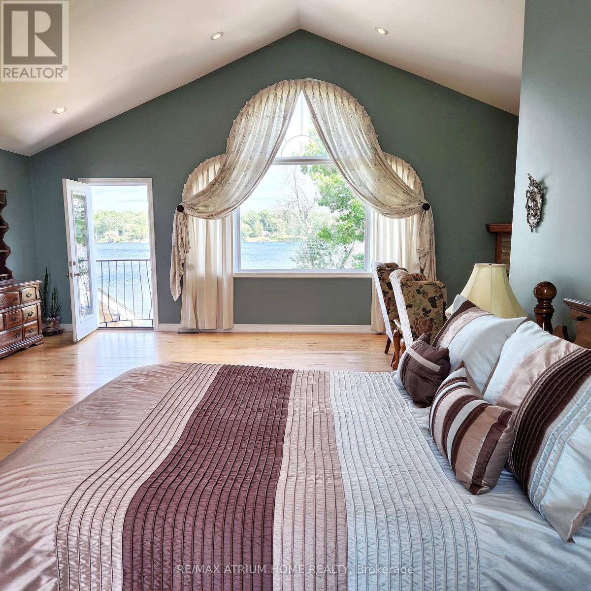 825 Southview Drive, Otonabee-South Monaghan, Ontario  K0L 1B0 - Photo 13 - X12115630