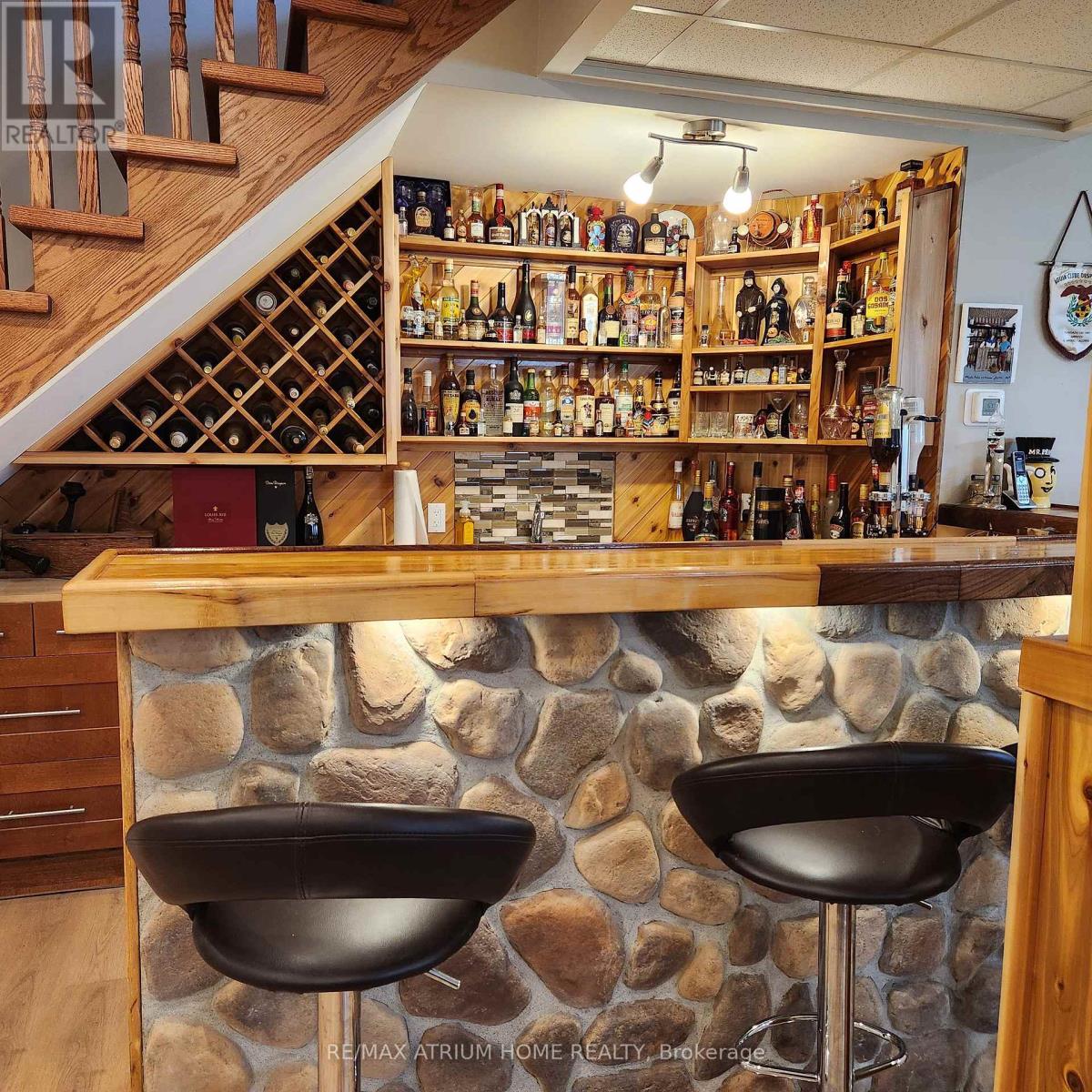 825 Southview Drive, Otonabee-South Monaghan, Ontario  K0L 1B0 - Photo 23 - X12115630