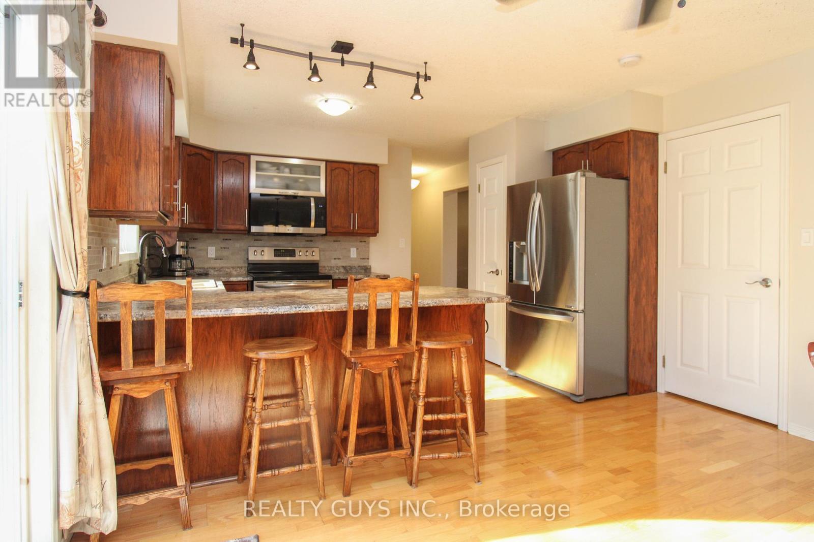 867 Twomey Place, Smith-Ennismore-Lakefield, Ontario  K0L 1T0 - Photo 25 - X12116223