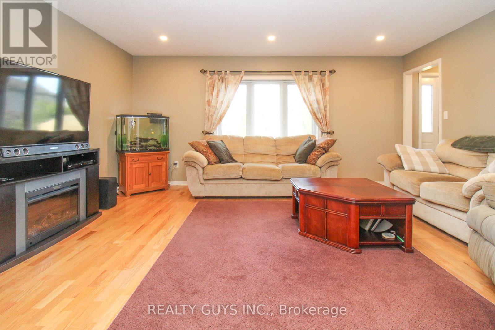 867 Twomey Place, Smith-Ennismore-Lakefield, Ontario  K0L 1T0 - Photo 28 - X12116223