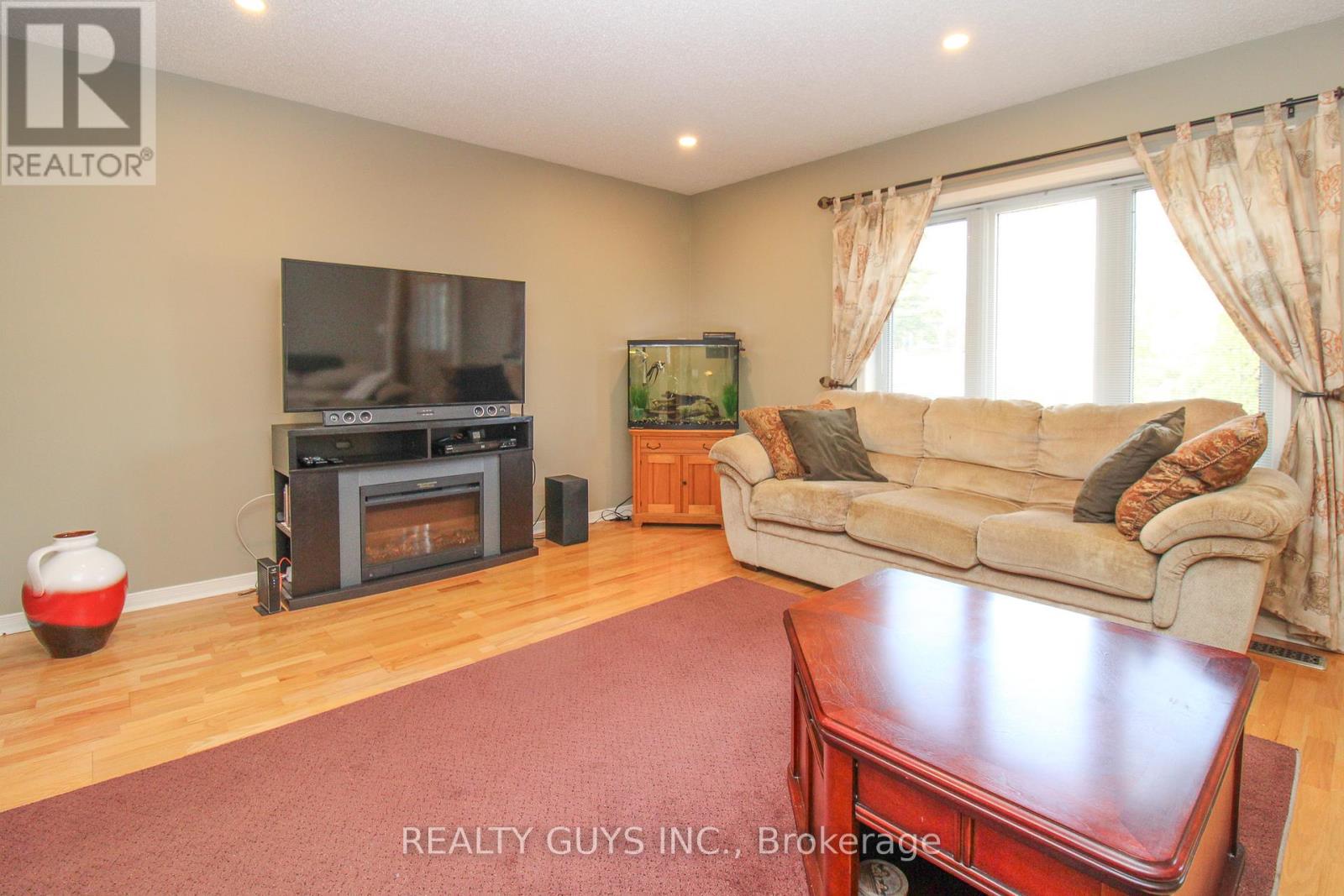 867 Twomey Place, Smith-Ennismore-Lakefield, Ontario  K0L 1T0 - Photo 29 - X12116223