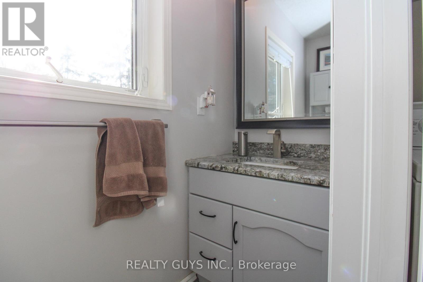 867 Twomey Place, Smith-Ennismore-Lakefield, Ontario  K0L 1T0 - Photo 31 - X12116223