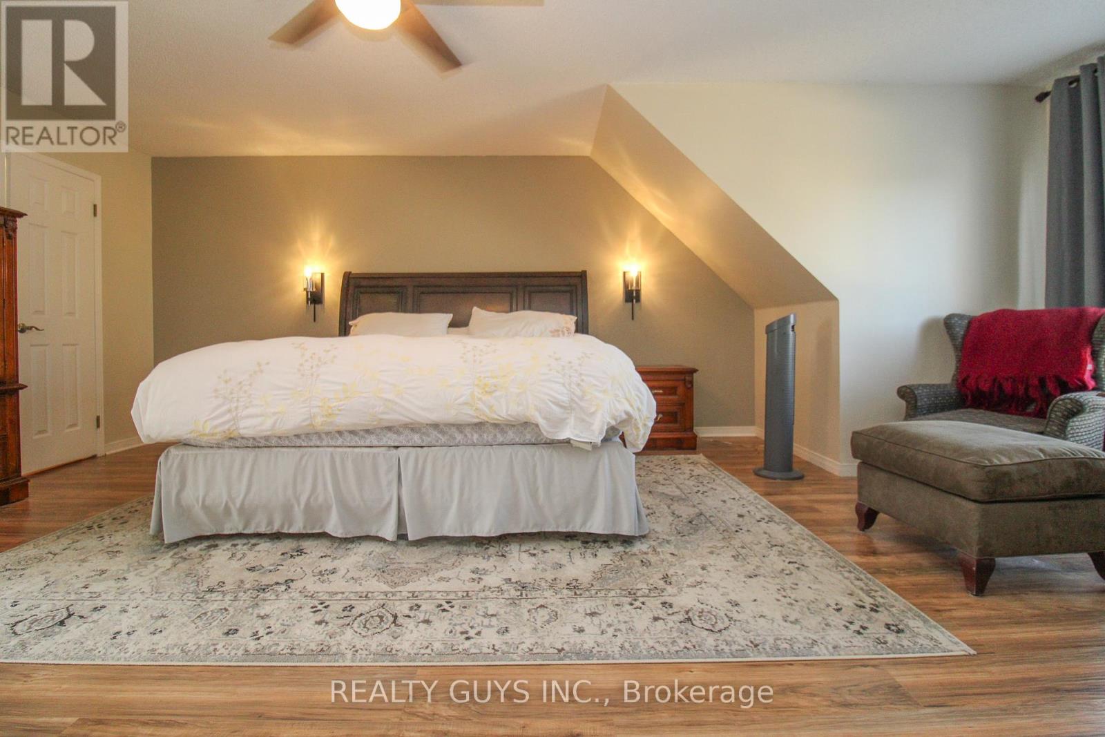 867 Twomey Place, Smith-Ennismore-Lakefield, Ontario  K0L 1T0 - Photo 34 - X12116223