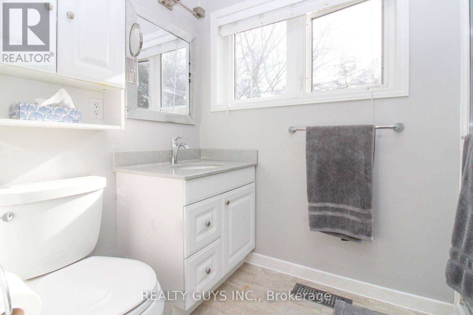 867 Twomey Place, Smith-Ennismore-Lakefield, Ontario  K0L 1T0 - Photo 38 - X12116223