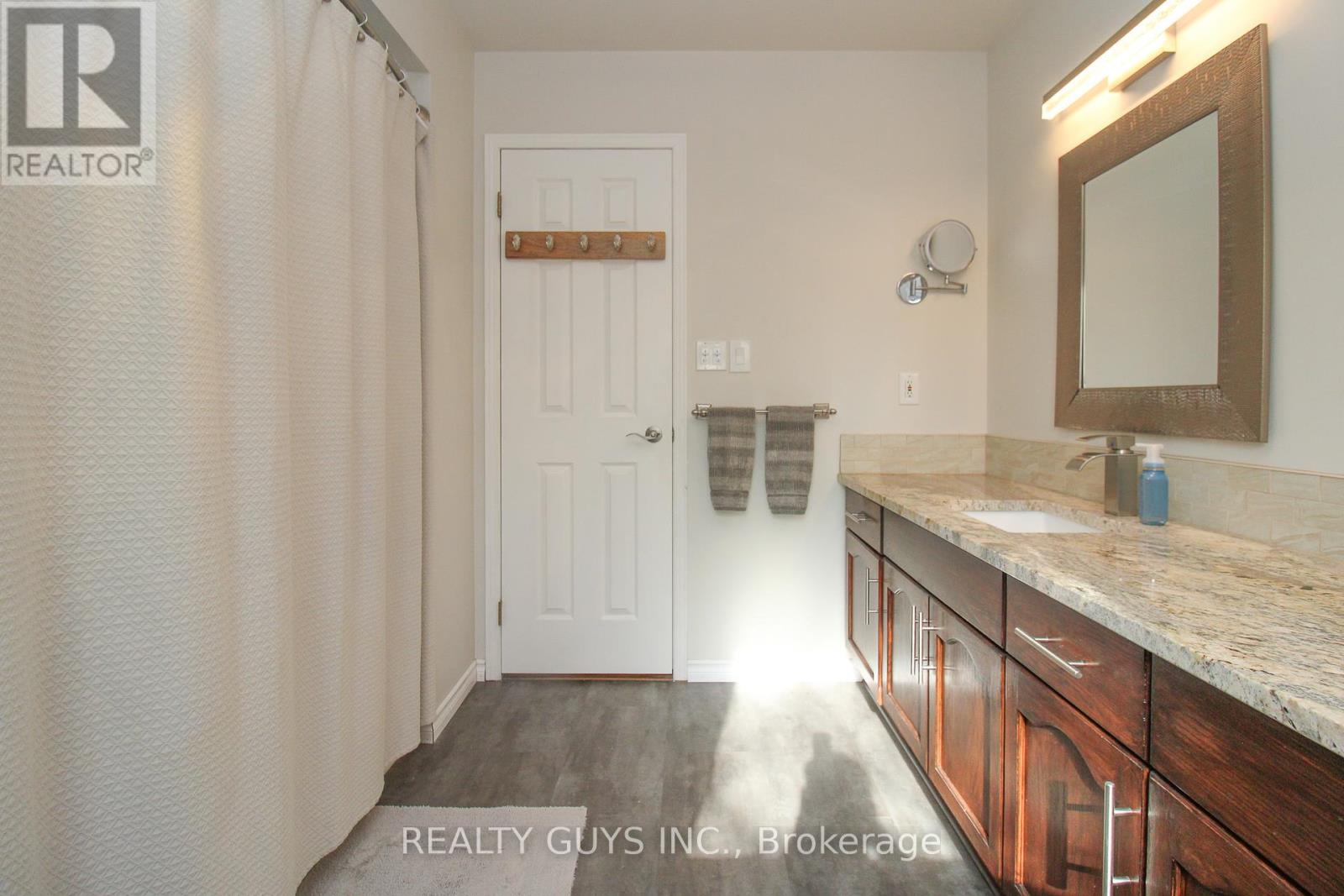 867 Twomey Place, Smith-Ennismore-Lakefield, Ontario  K0L 1T0 - Photo 43 - X12116223
