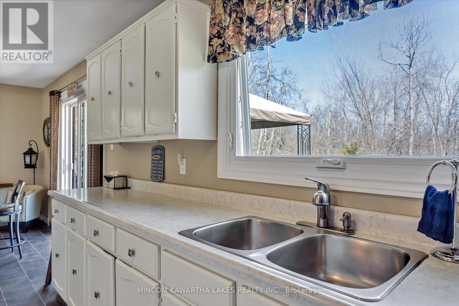 484 Bethel Road, Kawartha Lakes (Omemee), Ontario  K0L 2W0 - Photo 16 - X12116345