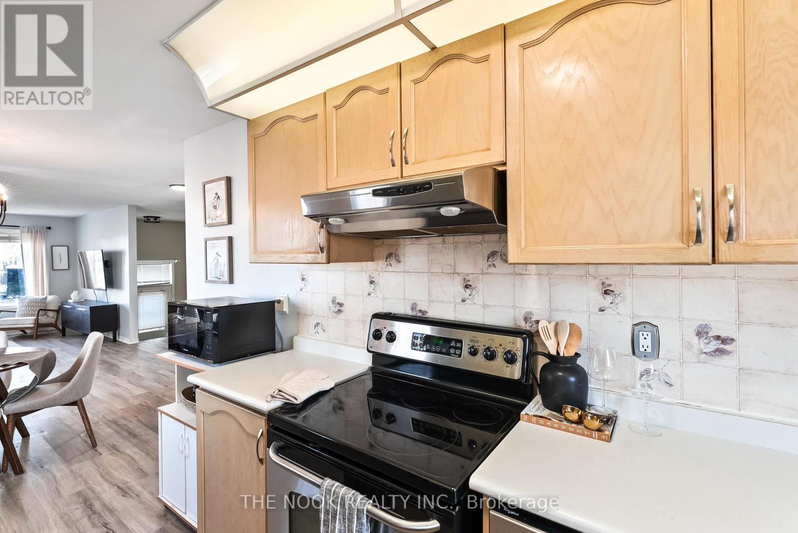 16 Cottingham Crescent, Kawartha Lakes (Lindsay), Ontario  K9V 1T9 - Photo 17 - X12116466